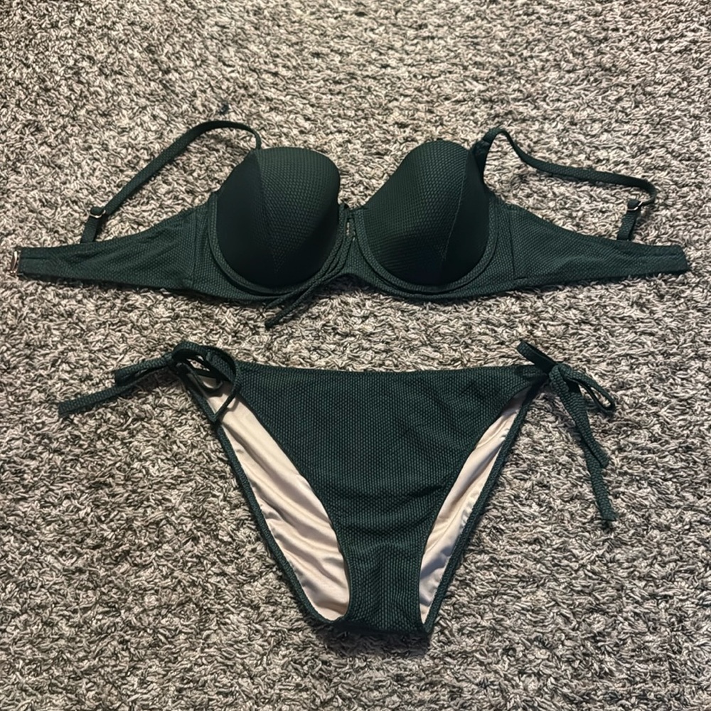 Shade and shore bikini set